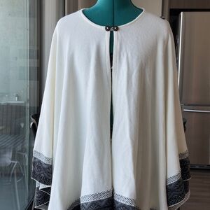 Elegant White and Black Women's Sweater